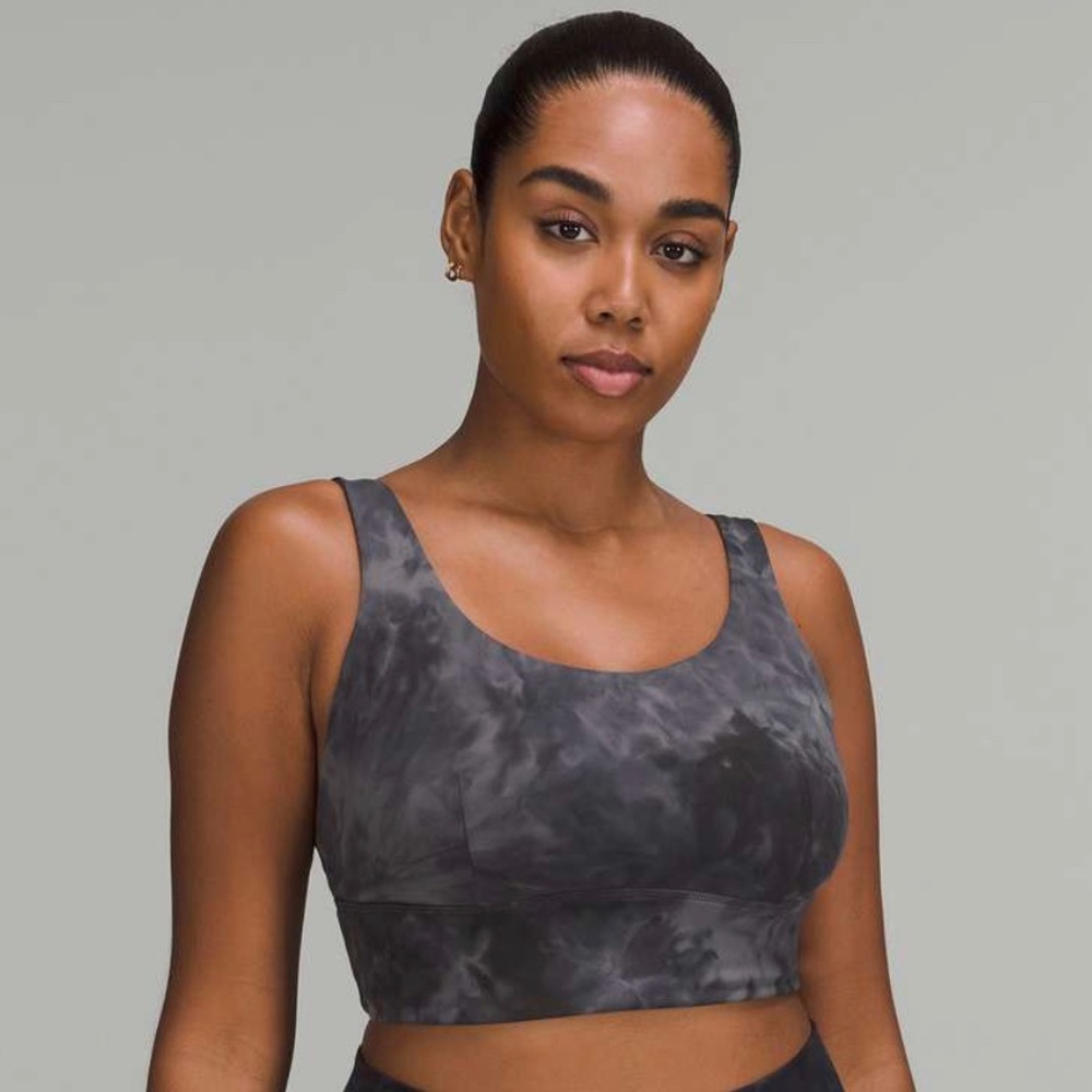 Lululemon align C/D cup bra in size 6
